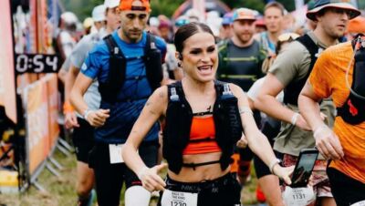 Verdeliss compitiendo en su debut de trail running en la Race to the King con récord histórico
