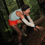 Stian Angermund y Nienke Brinkman conquistan un Kilómetro Vertical de Zegama marcado por la nieve